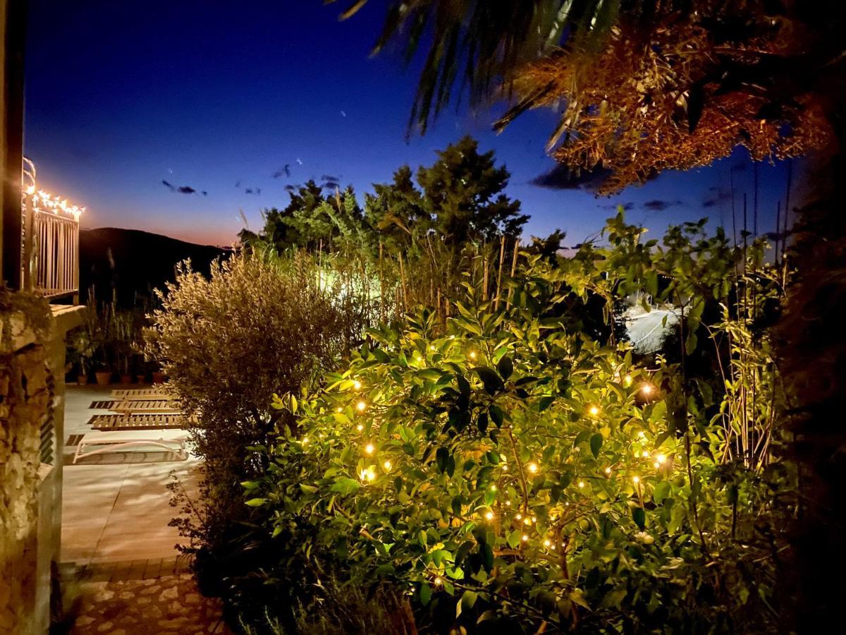 Loft-Beach-Apartments Ratko Novi Vinodolski Buitenkant foto